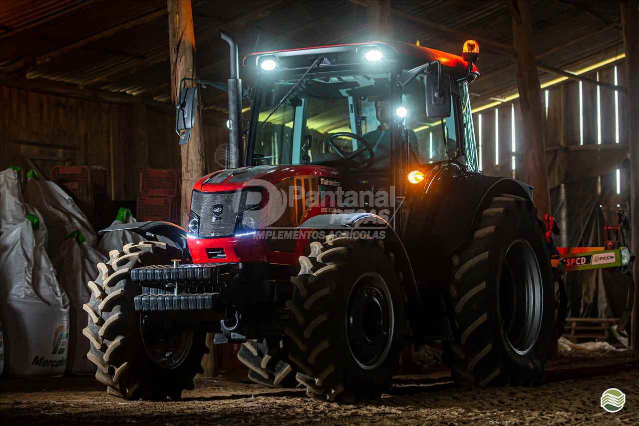 TRATOR MAHINDRA 86-110P Tração 4x4 Pantanal Peças e Implementos Agrícolas - Mahindra - Sidrolândia SIDROLANDIA MATO GROSSO DO SUL MS